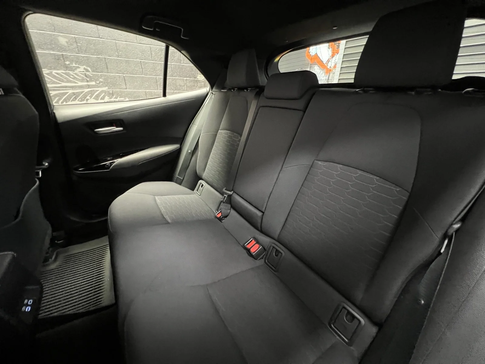 Used 2025 Ice Cap (040) Toyota SE image 21