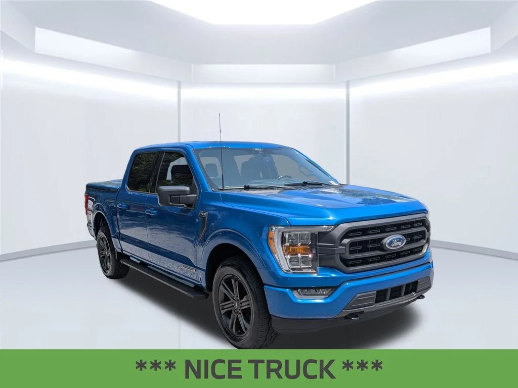 Used 2021 Blue Ford XLT image 9