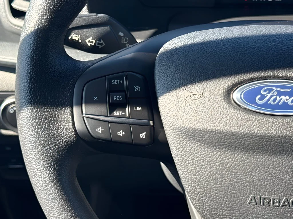 Used 2025 White Ford Base image 13