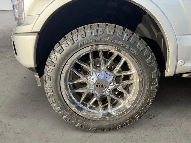 Used 2018 Silver Ford Platinum image 9