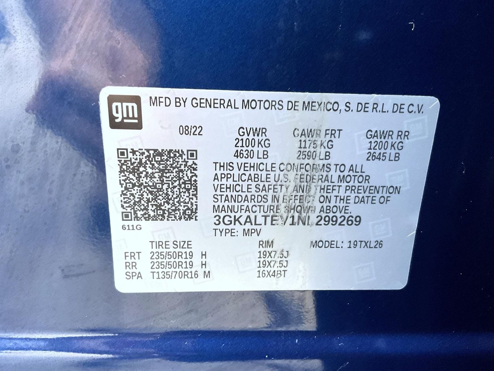Used 2022 Blue GMC SLE image 25