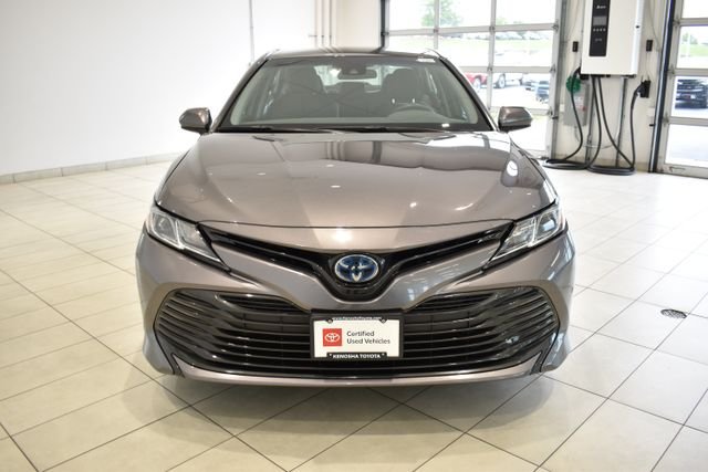 Certified Used 2018 Gray Toyota LE image 3