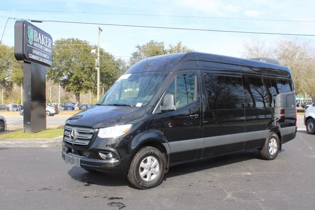 2024 Mercedes-Benz Sprinter 2500 Passenger 170 WB