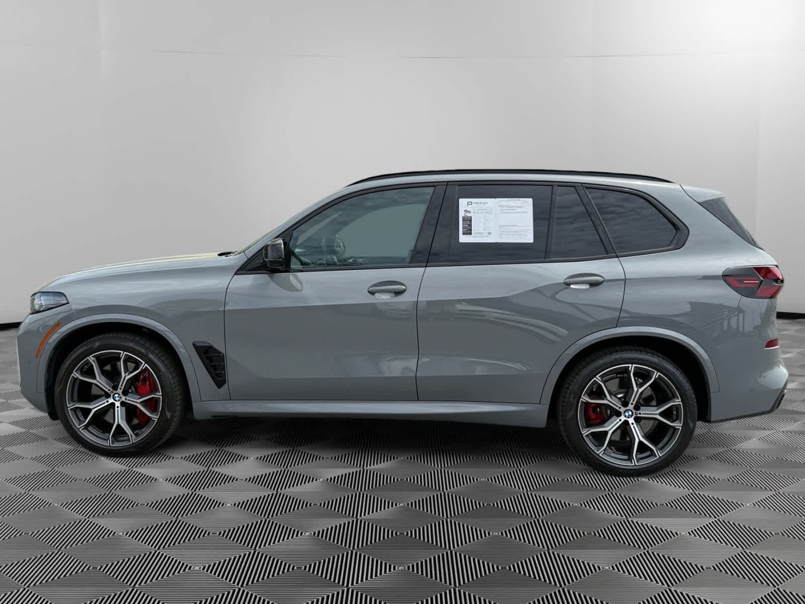Used 2024 Nardo Grey BMW M60i image 2