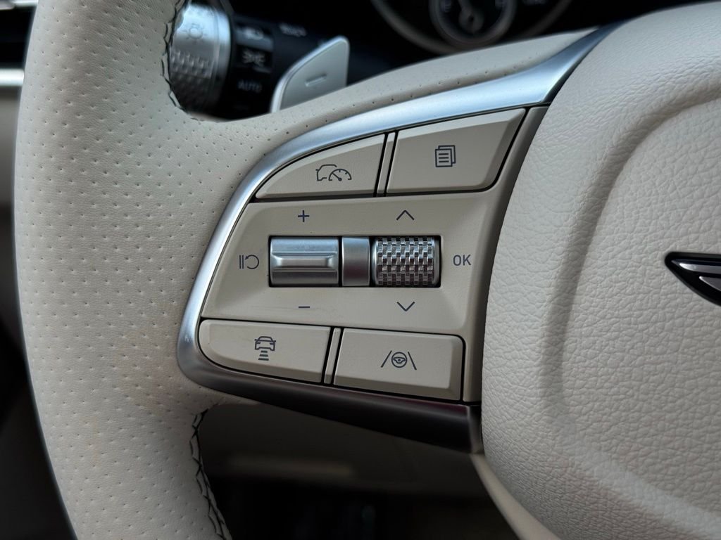 New 2026 White Genesis 2.5T PRESTIGE image 27