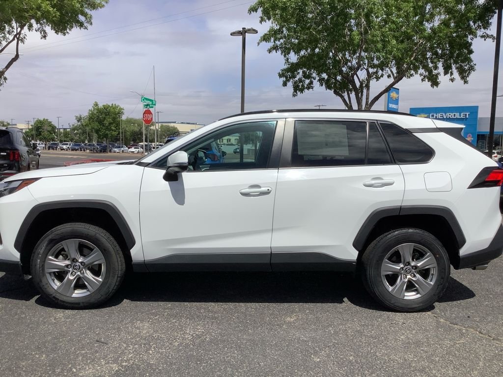 Used 2024 White Toyota XLE image 28