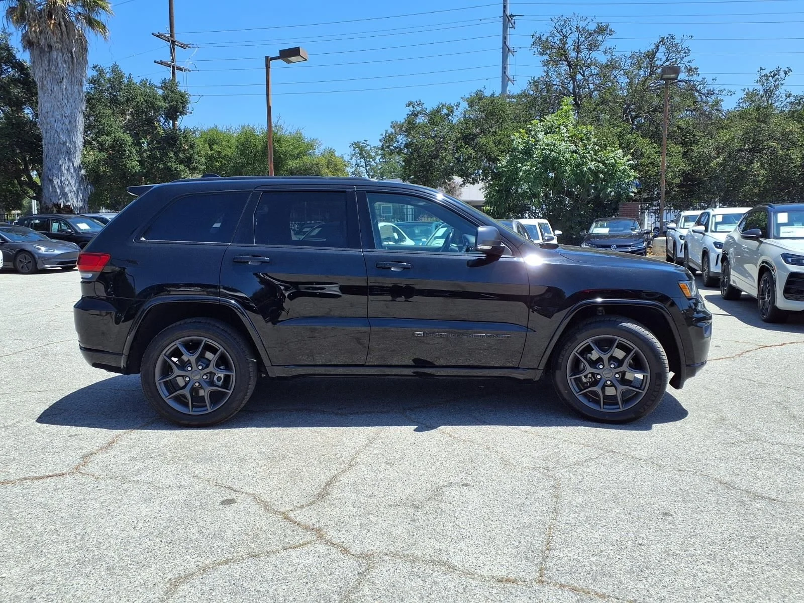 Used 2021 Black Jeep Limited image 3