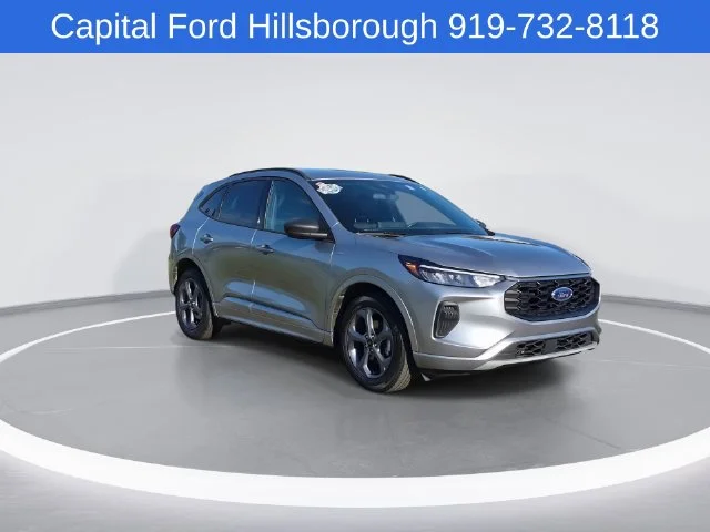 Used 2023 Silver Ford ST-Line image 2