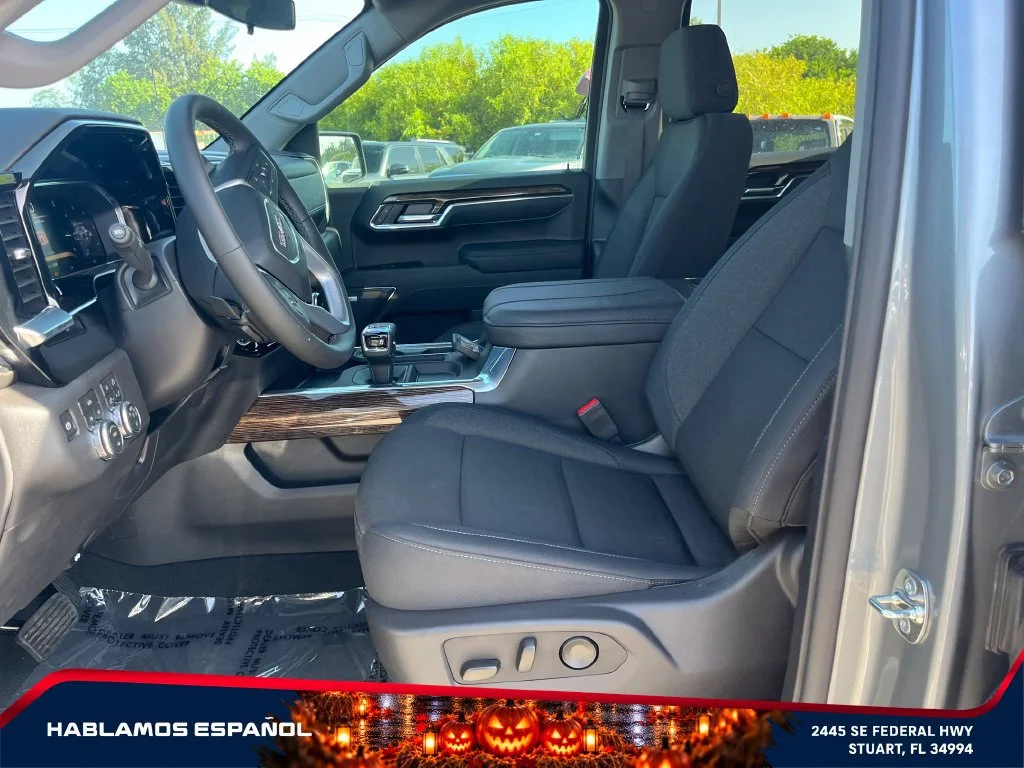 New 2026 Sterling Metallic GMC Elevation image 9