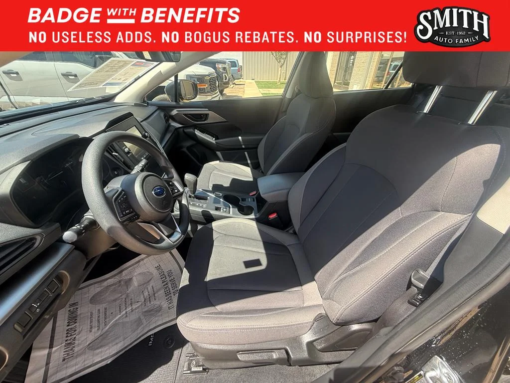 Used 2025 Crystal Black Silica Subaru Base image 11