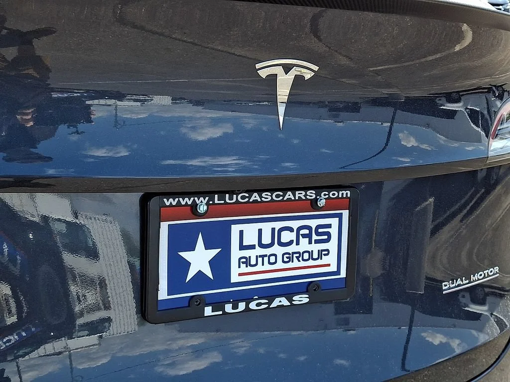 Used 2022  Tesla Performance image 31