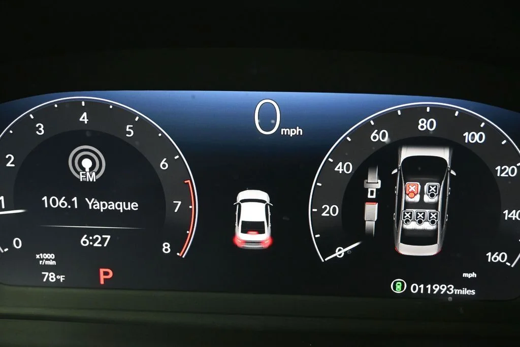 Used 2024  Honda LX image 13