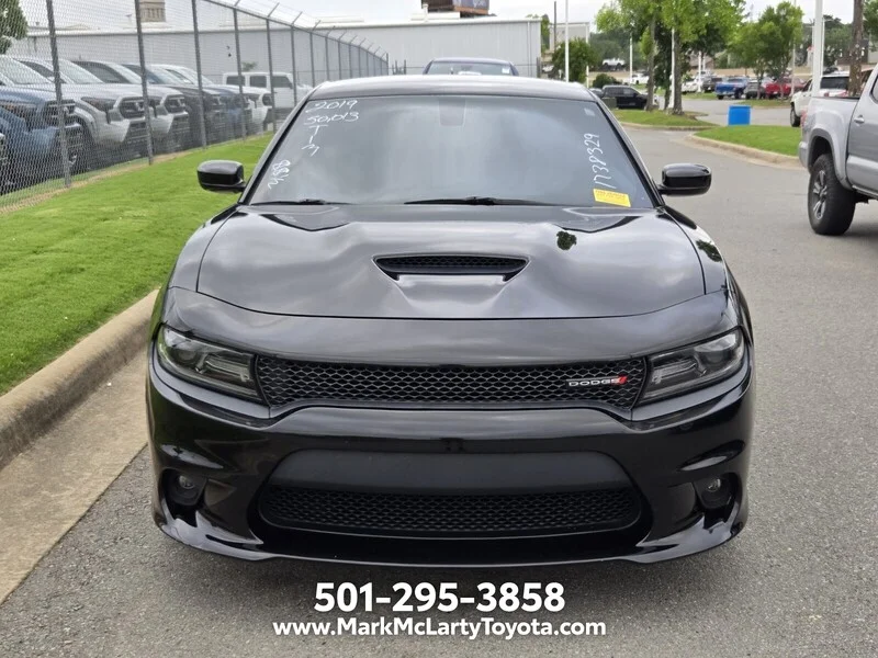 Used 2019 Pitch Black Clearcoat DODGE R/T image 11