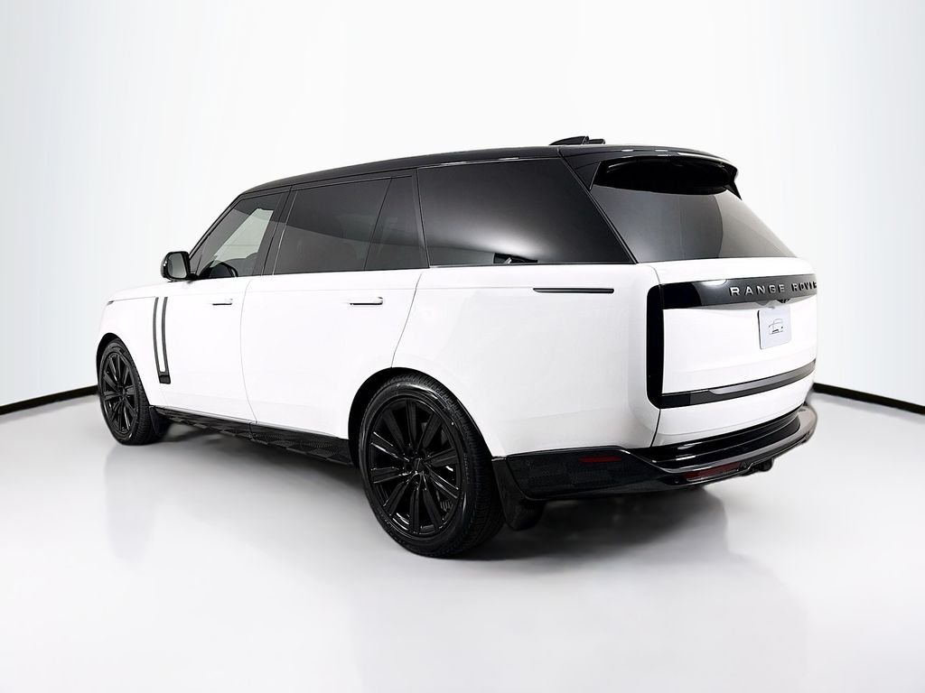 New 2026 Fuji White Land Rover SE image 7