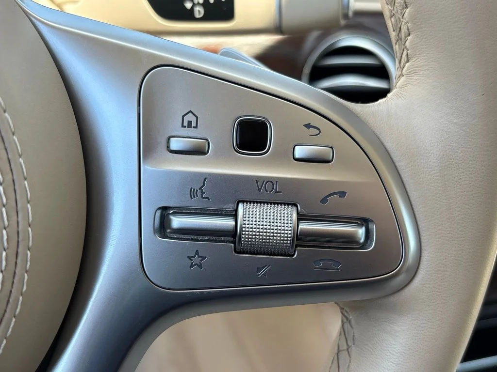 Used 2020 designo Diamond White Metallic Mercedes-Benz S 560 image 20