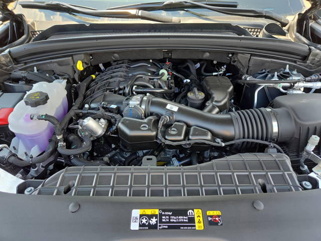 New 2025 Baltic Gray Metallic Clearcoat Jeep Altitude X image 42