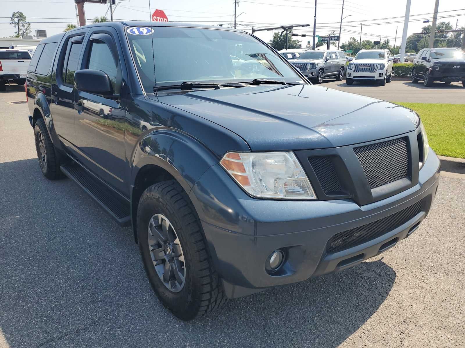 Used 2019  Nissan Desert Runner image 8