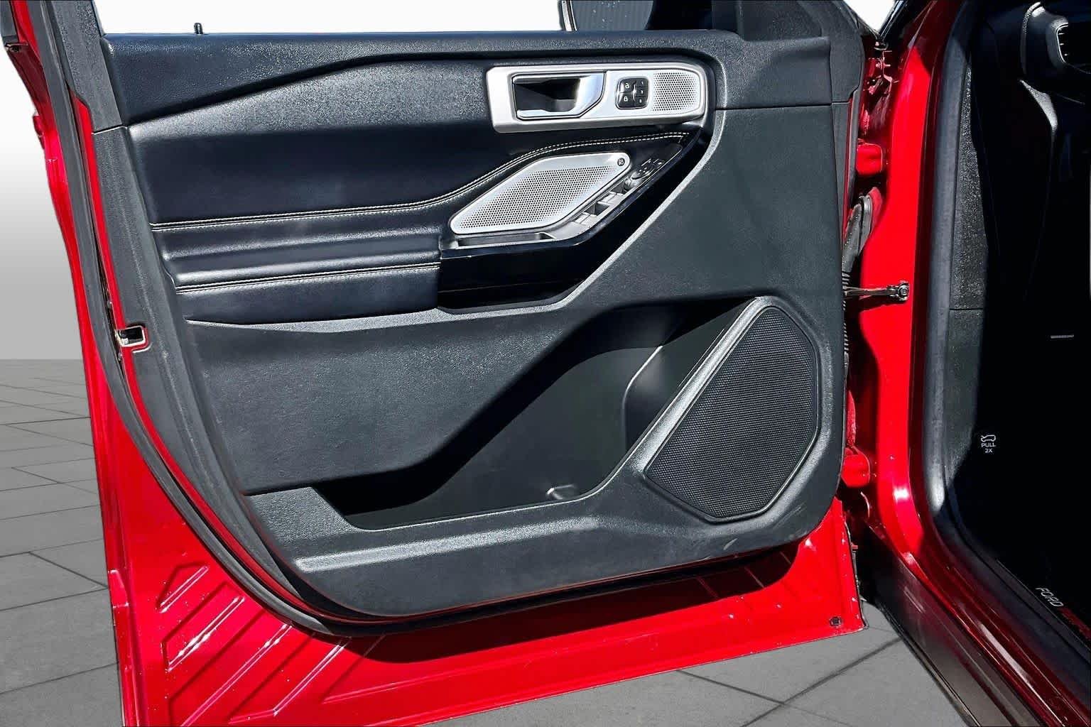 Used 2022 Rapid Red Metallic Tinted Clearcoat Ford ST image 22