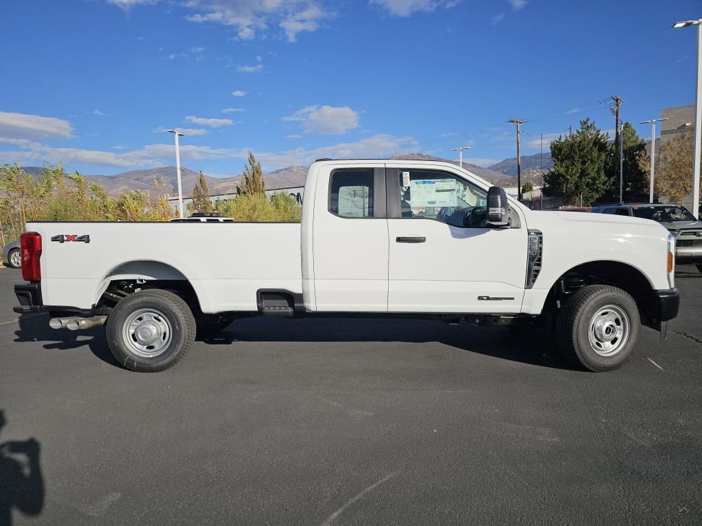 New 2026 Oxford White Ford XL image 25