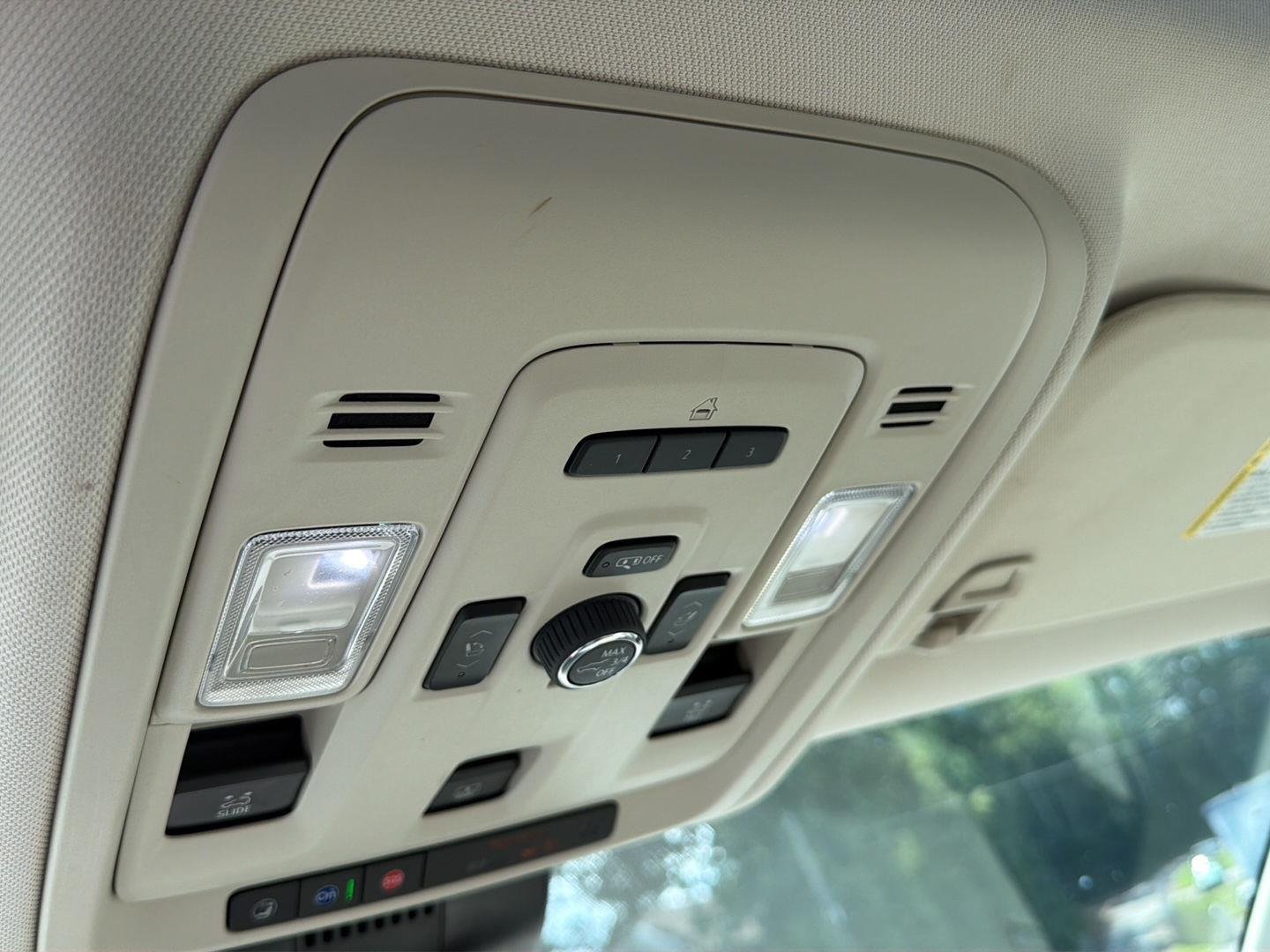 Used 2024 Summit White GMC Denali image 32
