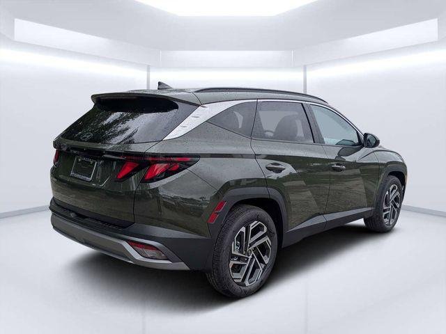 New 2026 Green Hyundai SEL FWD image 3
