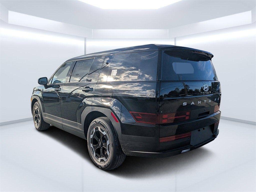 New 2026 Black Hyundai SE FWD image 5
