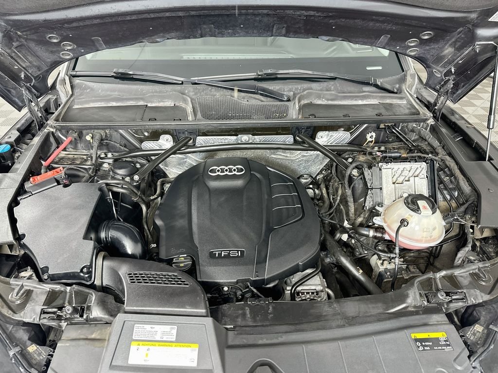 Used 2018 Gray Metallic Audi 2.0T Premium Plus image 32