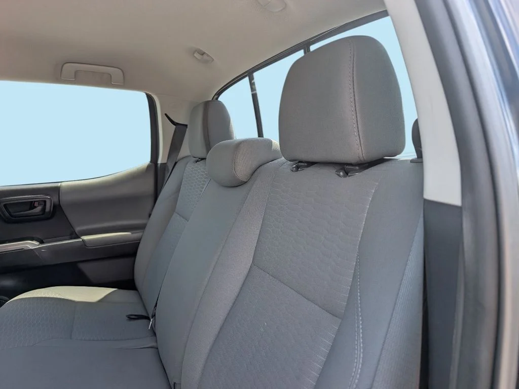 Used 2019 Black Toyota SR5 image 40