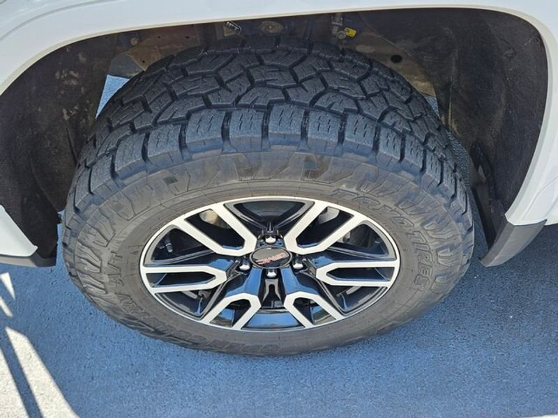 2024 GMC Sierra 1500 AT4 - Photo 17