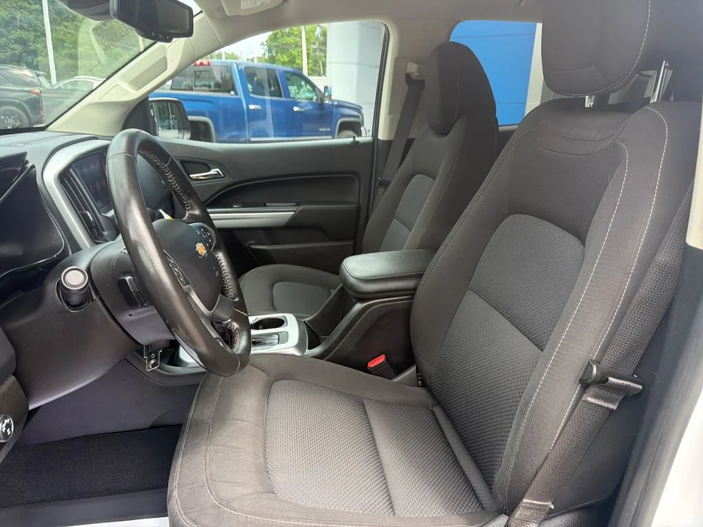 2022 Chevrolet Colorado LT - Photo 40
