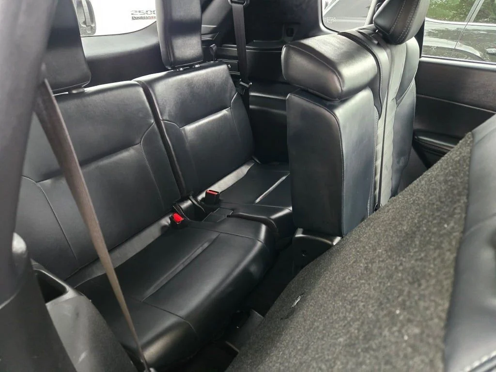 Certified Used 2025 Blue Mitsubishi SE image 11