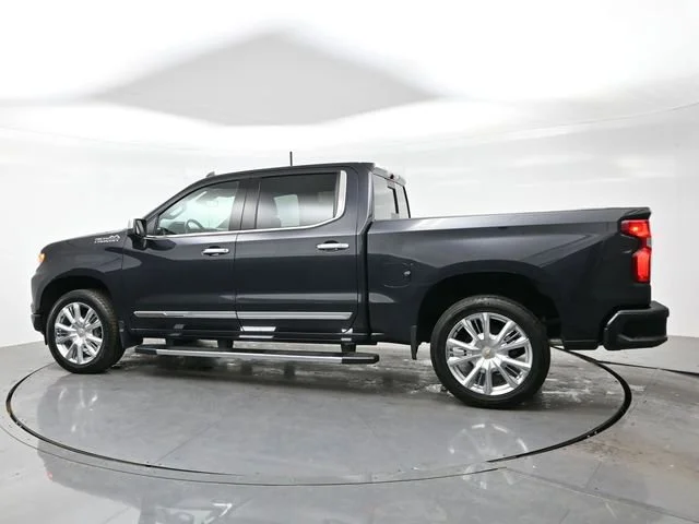 Used 2022 Dark Ash Metallic Chevrolet High Country image 8