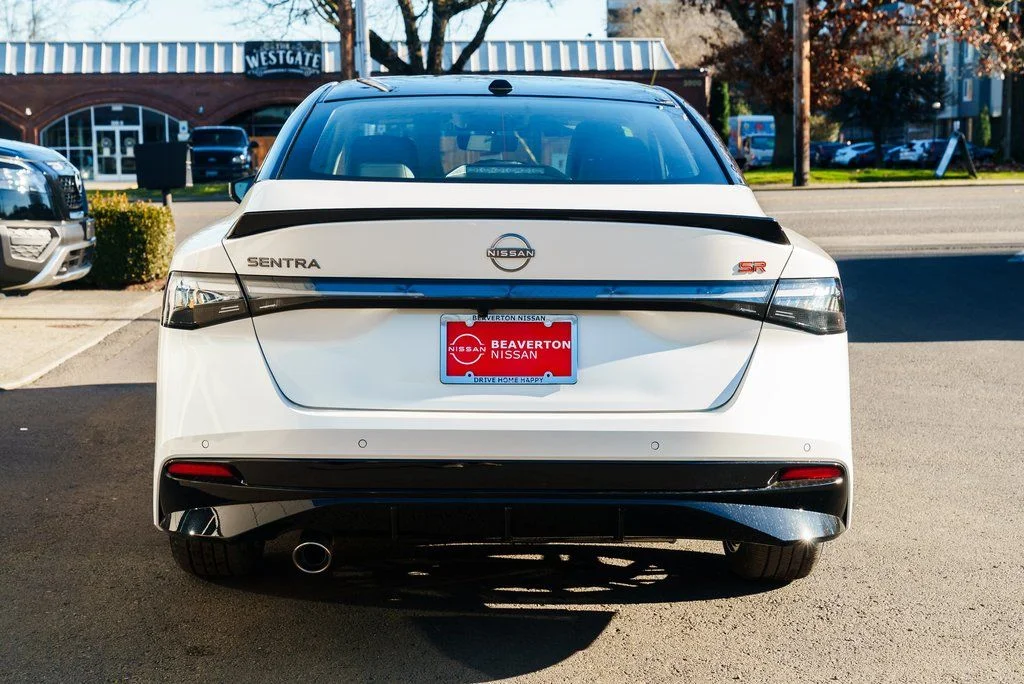 New 2026 Aspen White TriCoat / Super Black Two-tone Nissan SR image 5