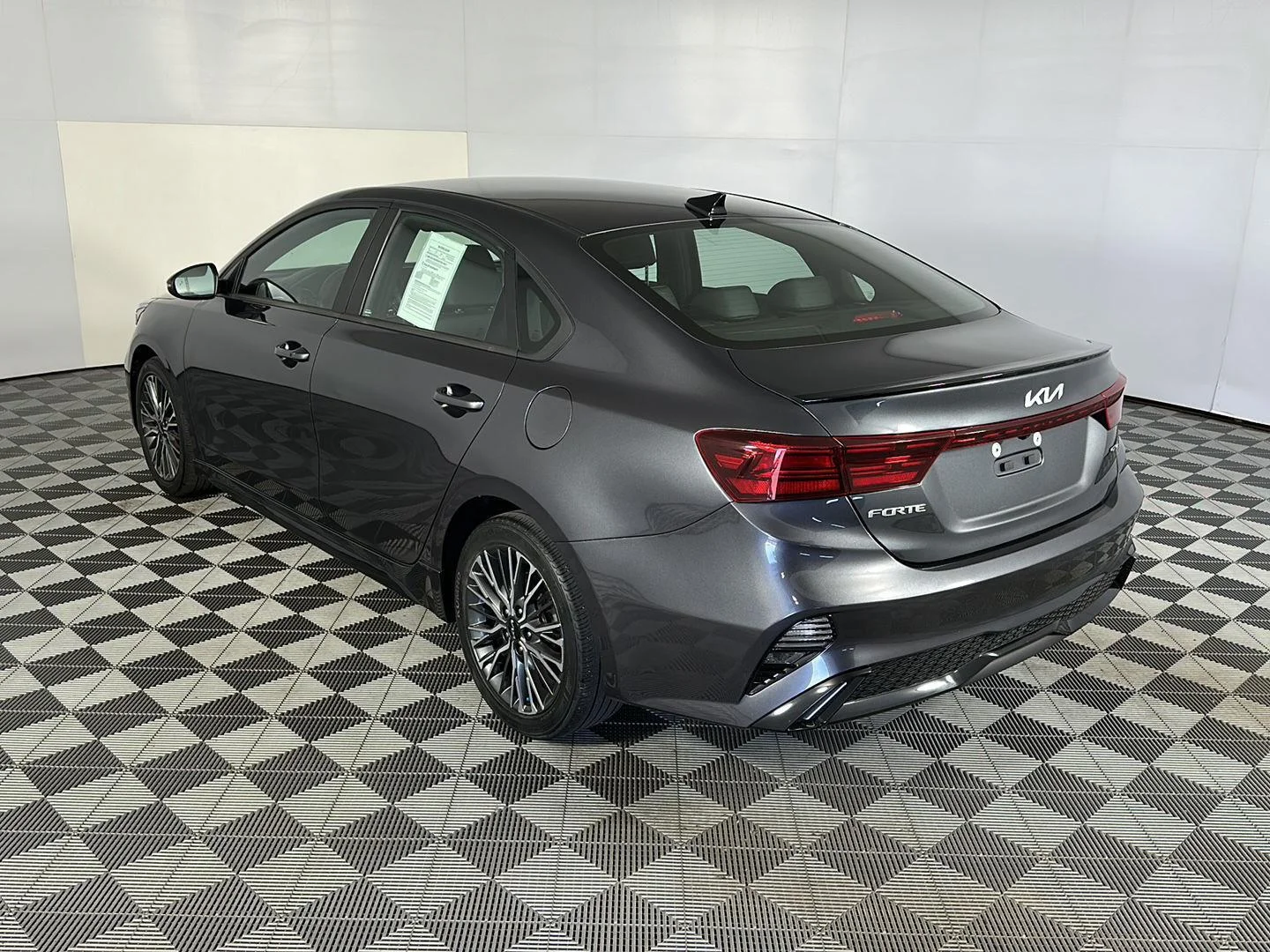Used 2023 Gravity Gray Kia GT-Line image 10