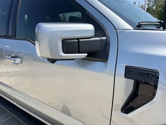 New 2026 Iconic Silver Metallic Ford Lariat® image 80
