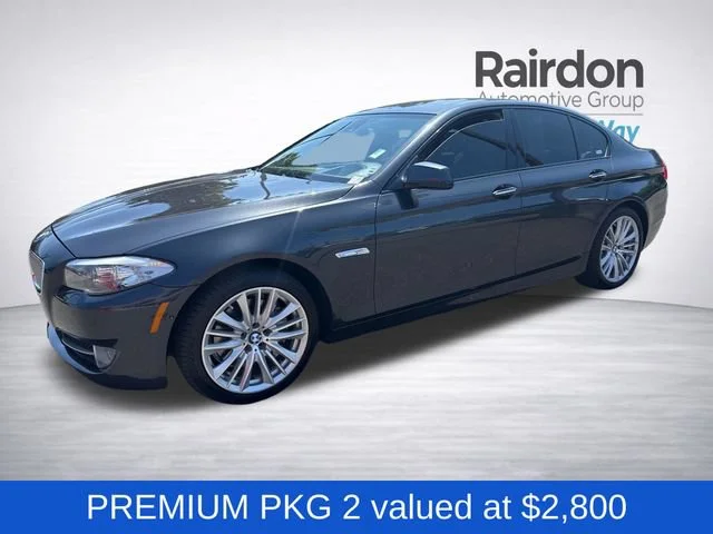 Used 2011 Dark Graphite BMW 550i image 3