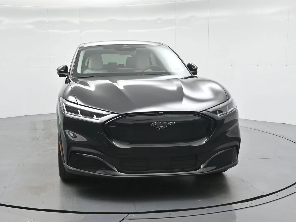 Used 2025 Black Ford Premium image 56