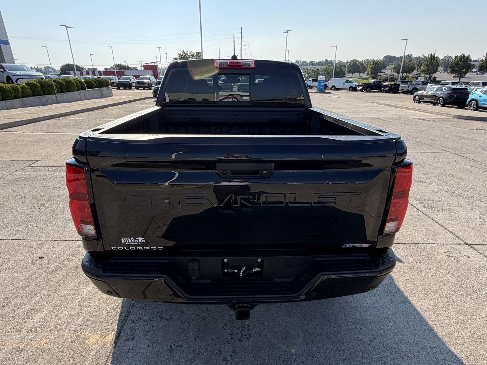 2026 Chevrolet Colorado ZR2 - Photo 37