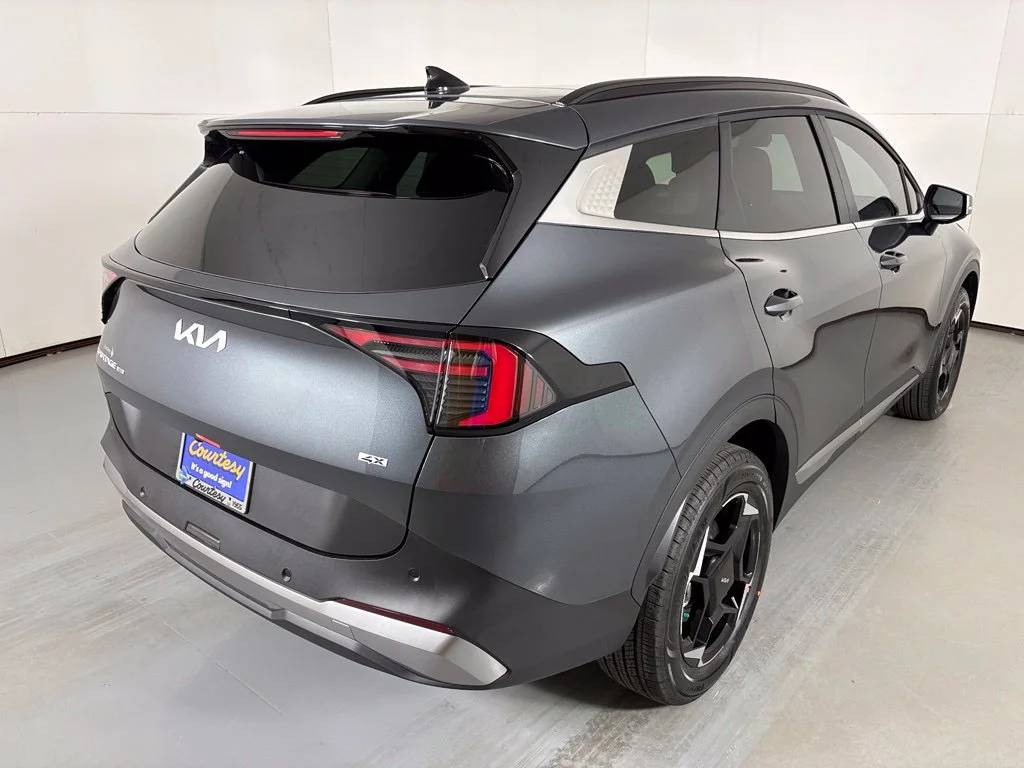 New 2027 Gravity Gray Kia EX image 8