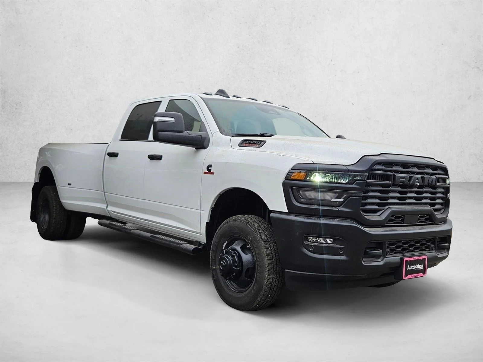 New 2026 Bright White Clear-Coat Exterior Paint RAM Tradesman image 7