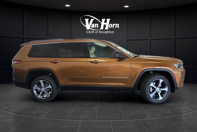 New 2026 Copper Shino Metallic Clearcoat Jeep Limited image 8
