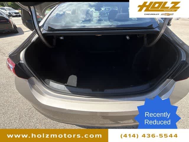 Certified Used 2022 Mineral Gray Metallic Chevrolet LT image 25