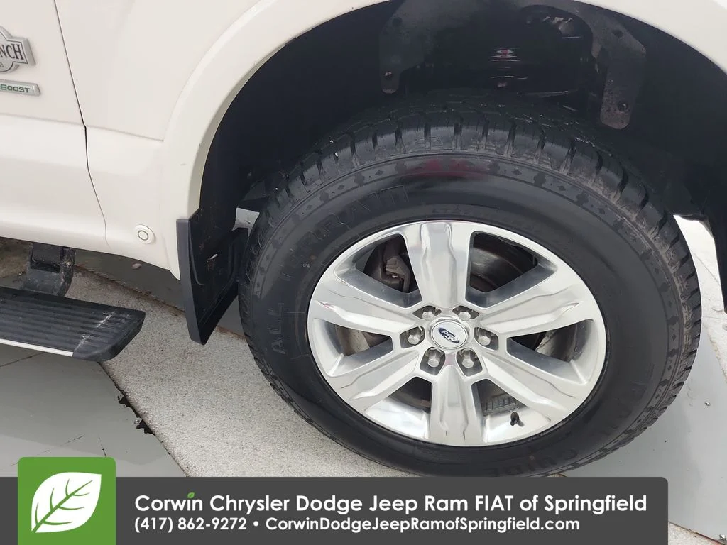 Used 2015 White Ford King Ranch image 32
