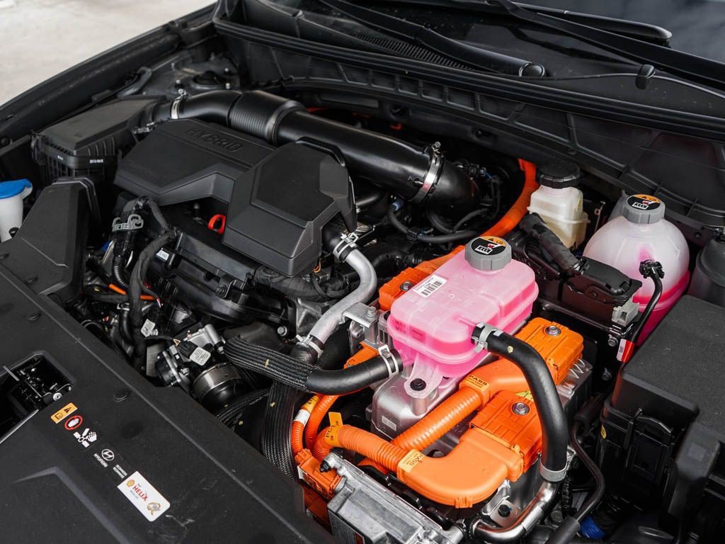 New 2026 Ecotronic Gray Hyundai Limited AWD image 7
