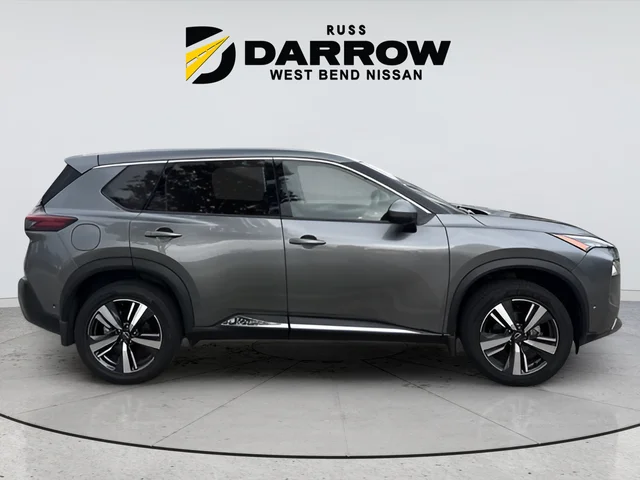 Used 2023 Gray Nissan SL image 8
