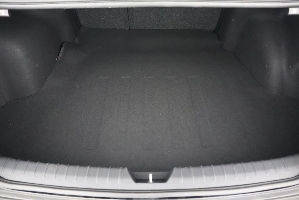 Used 2020 Black Kia SX image 22