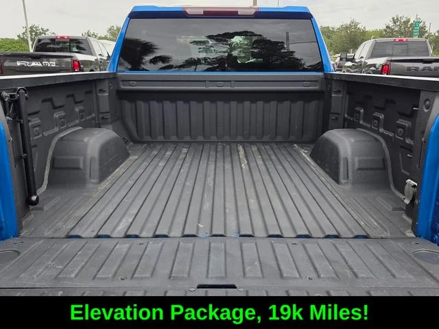 Used 2023 Blue GMC Elevation image 7