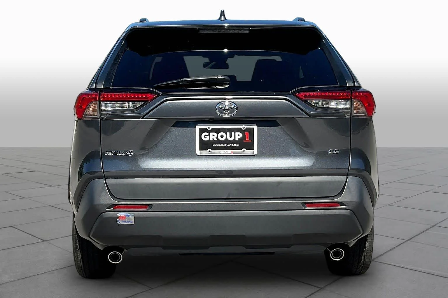 Used 2020 Magnetic Gray Metallic Toyota LE image 5