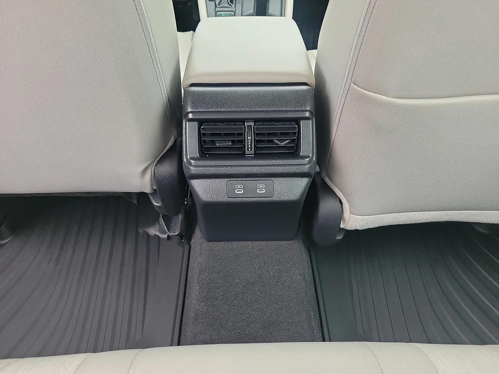 2026 Honda Accord Sedan SE, photo 10 of 12