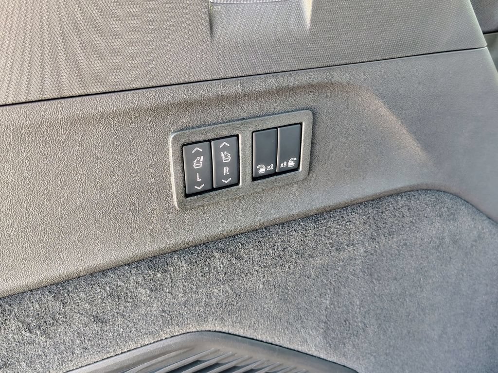 2026 Cadillac Escalade IQ Sport - Photo 41